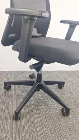 Ergonomische bureaustoel Interstuhl Every