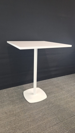 Kantine / bijzet tafel NN