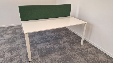 Design workbench BENE 1600 x 1600