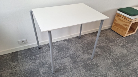 Koppelbare kantoortafels BENE (2e hands)