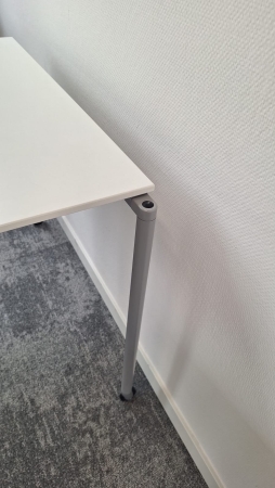 Koppelbare kantoortafels BENE (2e hands)