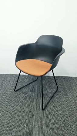 Design vergaderstoel Infiniti Sicla