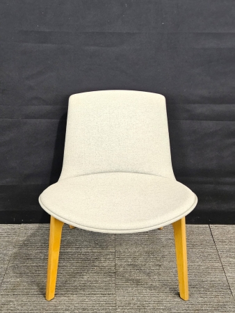 Design ontvangst fauteuille ENEA Lottus 4L Wood