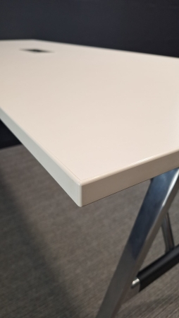Design statafel Vitra Ad Hoc
