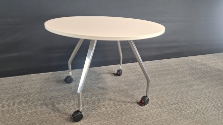 Vergadertafel Vitra Ad Hoc