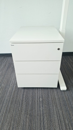 Elektrisch zit/sta bureau BENE