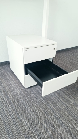 Elektrisch zit/sta bureau BENE