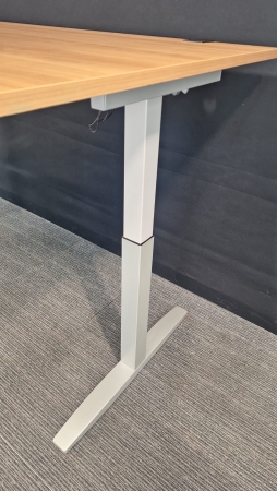 Elektrisch zit/sta bureau Ceka