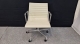Bureaustoel Herman Miller EA 117